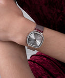 Guess Tapestry Diamonds Silver Dial Silver Mesh Bracelet Watch for Women - GW0354L1 Authentic Buy Shop Now