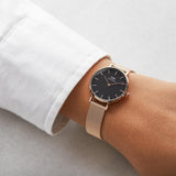Daniel Wellington Classic Petite Melrose Black Dial Rose Gold Mesh Bracelet Watch For Women - DW00100217 Authentic Buy Shop Now